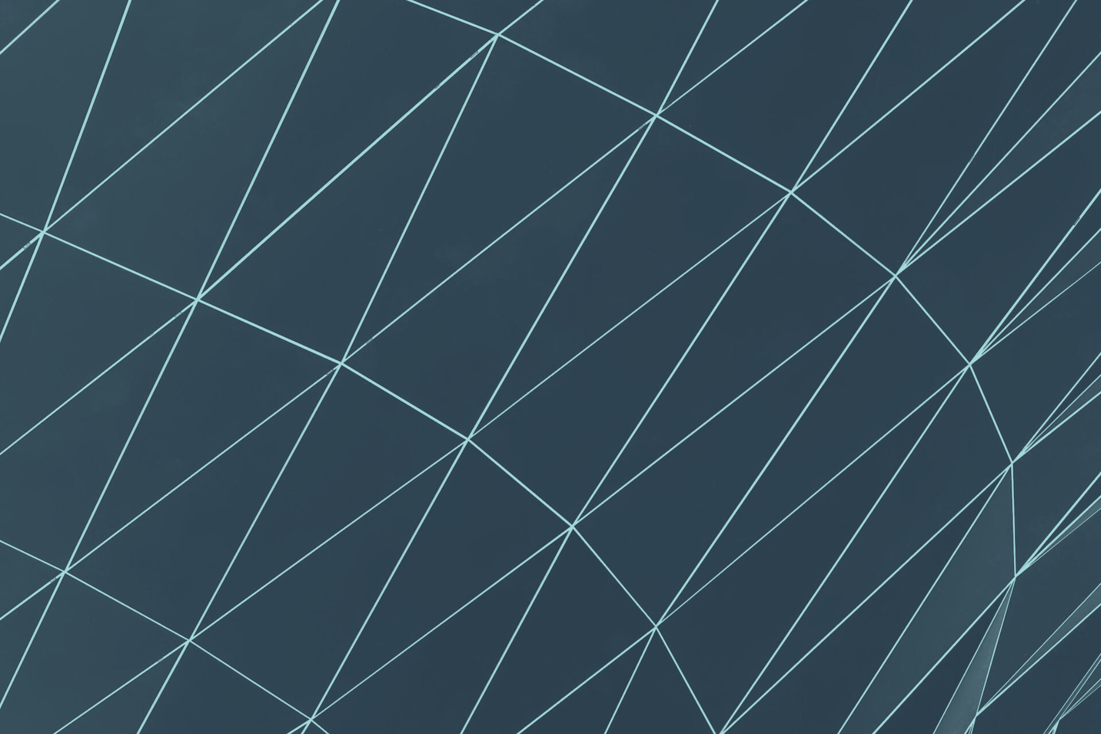 Abstrakte geometrische Linien auf dunkelgrünem Hintergrund symbolisieren die digitale Vernetzung und moderne Transformation der Apotheken. Das minimalistische Design visualisiert die strukturierte Integration digitaler Lösungen für optimierte Geschäftsprozesse und steuerliche Vorteile im Apothekenwesen.
